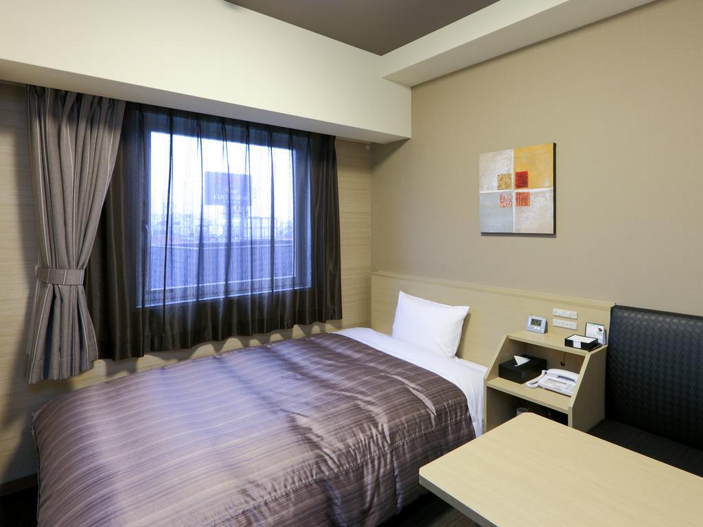Hotel Route Inn Hamamatsu Dealer Dori Rum bild