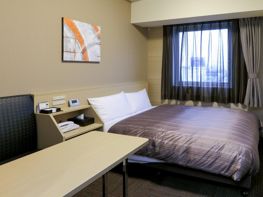 Hotel Route Inn Hamamatsu Dealer Dori Rum bild